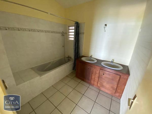 Maison à louer 4 pièces 120m² La Possession (97419)