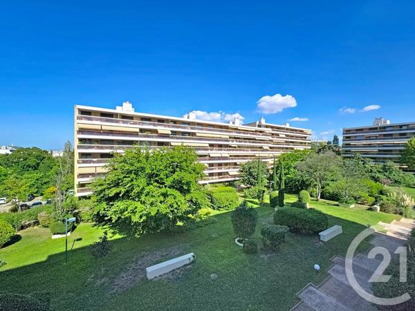 Appartement T4 à vendre  4 pièces - 86,72 m 2   MARSEILLE  - 13009