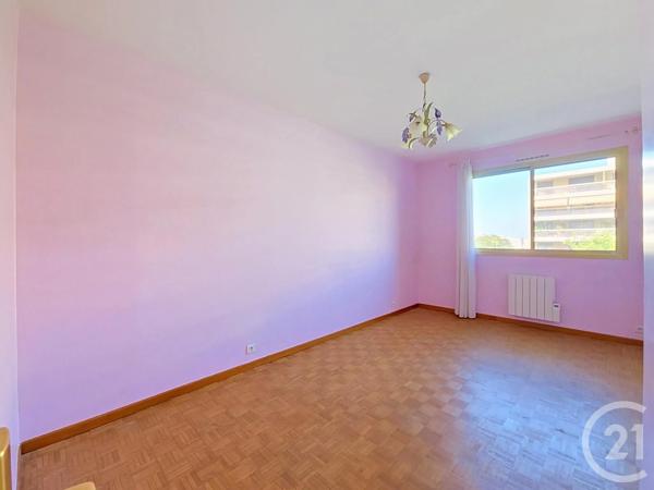 Appartement T4 à vendre  4 pièces - 86,72 m 2   MARSEILLE  - 13009