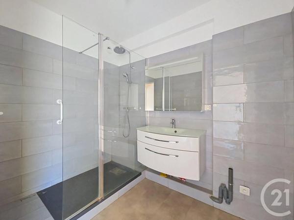 Appartement T4 à vendre  4 pièces - 86,72 m 2   MARSEILLE  - 13009