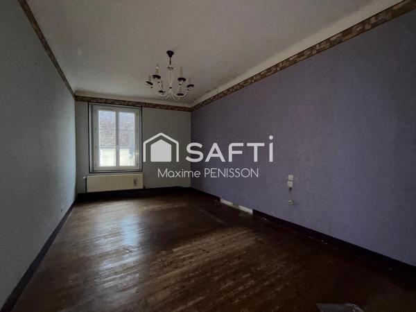 Maison de ville 98 m² – 3 chambres – Centre-ville de Mamers