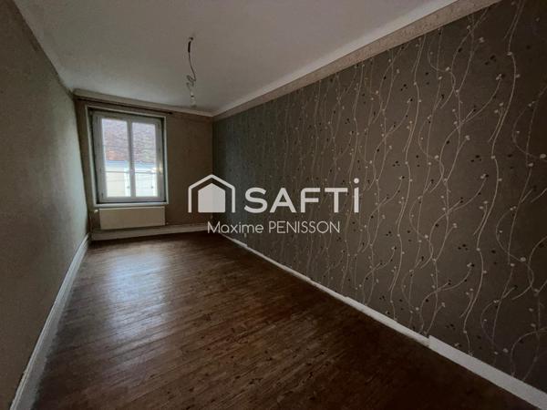 Maison de ville 98 m² – 3 chambres – Centre-ville de Mamers