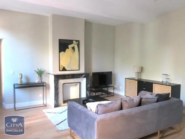 Appartement à louer 2 pièces 62.2m² Carcassonne (11000)