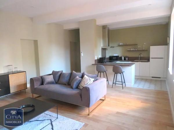 Appartement à louer 2 pièces 62.2m² Carcassonne (11000)