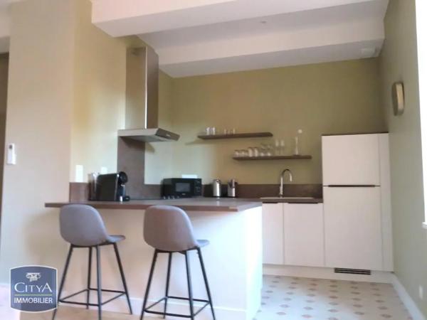 Appartement à louer 2 pièces 62.2m² Carcassonne (11000)