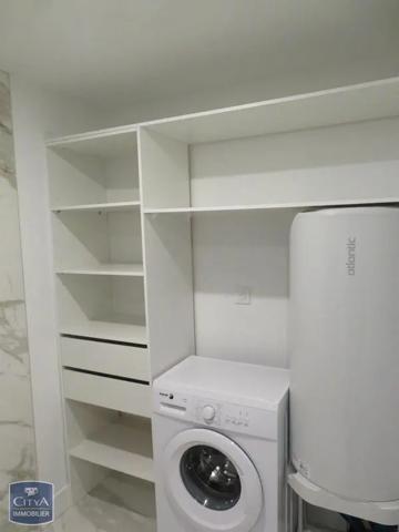 Appartement à louer 2 pièces 62.2m² Carcassonne (11000)