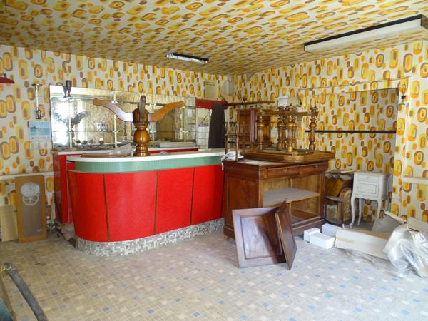 Habitation avec local commercial