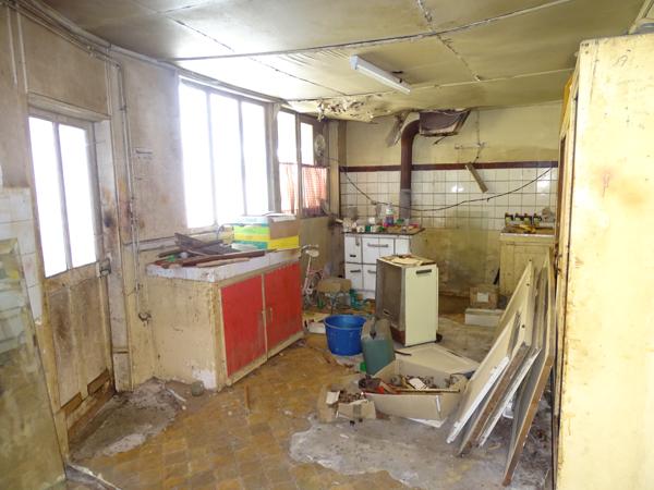 Habitation avec local commercial