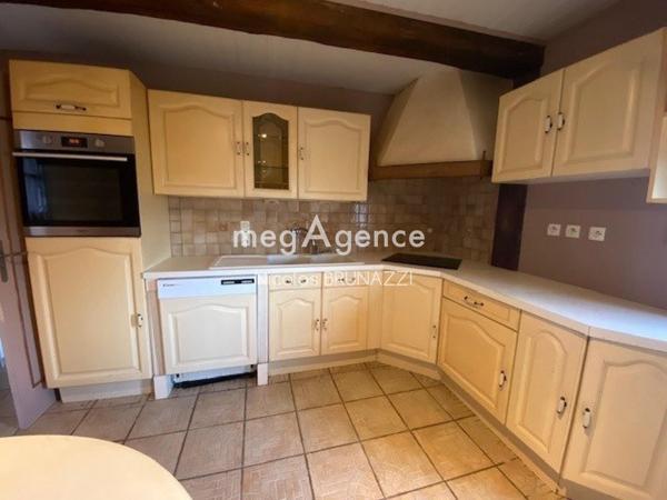 Maison à VIMOUTIERS, 61120 - 6 pièces 107m²