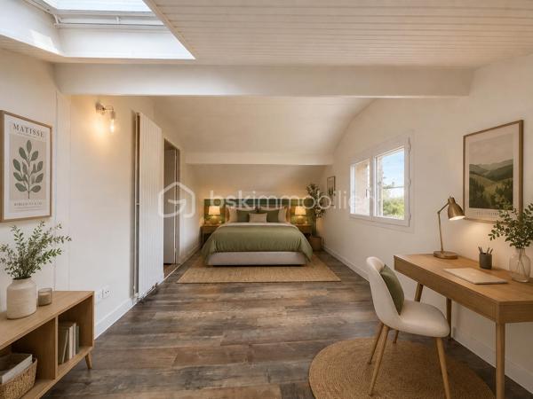 Découvrez un véritable havre de paix familial au pied du Mont Valérien. Conçue pour offrir un art de vie fluide et chaleureux, cette propriété de 210 m² combine de façon rare des volumes généreux, une luminosité omniprésente et le privilège absolu d’un extérieur arboré.

L'ESPACE DE RÉCEPTION : Le cœur battant de la maison
Dès l'entrée, vous serez séduit par la clarté et l'ouverture des espaces. La vaste pièce de vie, baignée de lumière grâce à de larges baies vitrées, s'articule autour d'un salon chaleureux et d'un espace dînatoire d'une rare convivialité. Cet espace de réception se prolonge de plain-pied sur la terrasse, effaçant la frontière entre intérieur et extérieur pour vos déjeuners d'été au calme absolu. La cuisine contemporaine, indépendante et parfaitement équipée, se prête aussi bien aux matins de semaine pressés qu'aux dîners de passionnés.

L'ESPACE NUIT : L'intimité préservée de chacun
Pensée pour le confort d'une famille, la distribution offre une indépendance totale :
- La Suite Parentale : Un véritable espace refuge comprenant une vaste chambre, un grand dressing sur mesure et sa salle d'eau privative.
- L’Espace Enfants/invités : 2 chambres spacieuses, lumineuses et calmes, complétées par une salle de bain moderne et indépendante.

LES ANNEXES & ATOUTS STRUCTURELS :
Parfaitement entretenue sur le plan technique, la maison propose des prestations soignées et des espaces de stockage indispensables (cave, buanderie, garage). Mais la surprise se trouve au niveau jardin : un espace entièrement aménagé offrant une immense pièce polyvalente. Salle de jeux, home-cinéma, bureaux pour le télétravail ou chambres d'amis... à vous de choisir ! Pour la détente, ce niveau cache même un hammam privatif.

L'ATOUT MAÎTRE : La Dépendance de 36 m²
C’est la perle rare de cette propriété. Entièrement rénovée et autonome (cuisine, salle d'eau, mezzanine), cette dépendance offre des solutions concrètes :
- Revenu complémentaire : Idéale pour de la location saisonnière ou étudiante.
- Solution de garde : Logement parfait pour une jeune fille au pair ou un proche.
- Indépendance professionnelle : Un cabinet ou bureau de prestige pour recevoir vos clients.

UNE SCOLARITÉ IDÉALE DE LA MATERNELLE AU LYCÉE :
Parfaitement pensée pour la vie de famille, la localisation de la maison simplifie le quotidien des parents et des enfants. À seulement quelques minutes à pied, le groupe scolaire Romain Rolland accueille les plus jeunes pour une scolarité sereine en maternelle et en élémentaire. Pour la suite du parcours, le collège et le lycée du secteur sont facilement et rapidement accessibles à pied ou en transports, garantissant une autonomie totale et sécurisée à vos adolescents. Une situation géographique rare qui permet d'envisager sereinement tout le parcours scolaire de vos enfants sans stress logistique.

UNE ACCESSIBILITÉ ET DES TRANSPORTS OPTIMAUX :
Idéalement située à la croisée de Nanterre, Puteaux et Suresnes, la maison bénéficie d'une excellente connexion aux grands pôles d'activités. Vous rejoignez la station Suresnes-Belvédère (Tramway T2) en seulement 15 minutes à pied (ou à peine 4 minutes en vélo/trottinette), vous ouvrant les portes de la Porte de Versailles. Pour vos trajets professionnels, le quartier d'affaires de La Défense est accessible en 20 minutes chrono via le bus 160 (arrêt au bout de la rue) ou en 8 minutes en deux-roues. Une hyper-connectivité renforcée à l'avenir par l'arrivée de la future ligne 15 du Grand Paris Express.

Contactez-moi dès aujourd'hui pour planifier votre découverte exclusive de ce lieu unique.