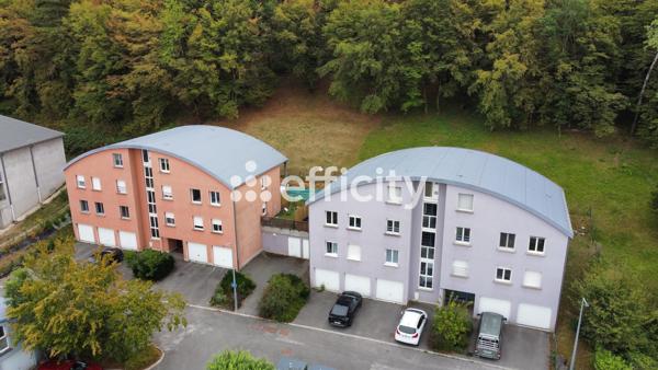Appartement
         3 pièces
        - 70 m² 159 500 € *