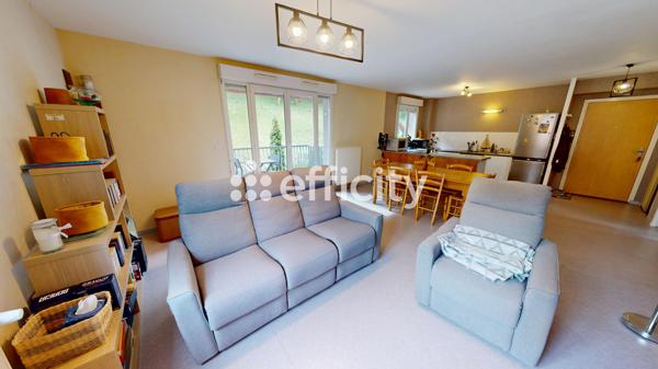 Appartement
         3 pièces
        - 70 m² 159 500 € *