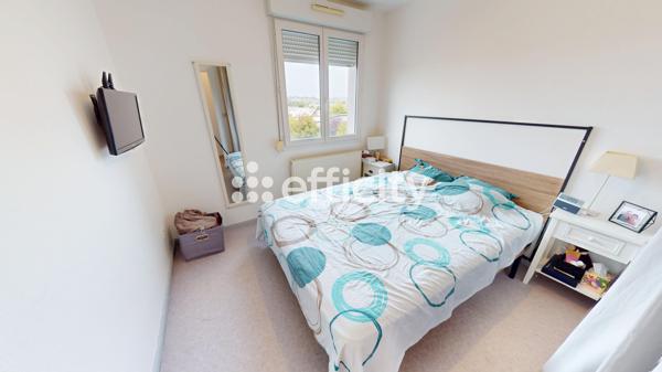 Appartement
         3 pièces
        - 70 m² 159 500 € *