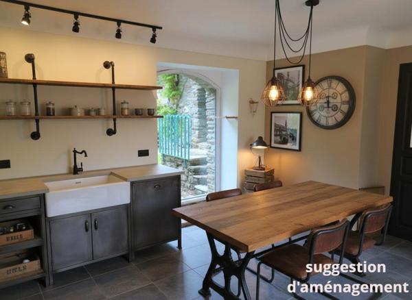 Mas en pierre en Cévennes avec 7ht de terrain garage et piscine vue panoramique