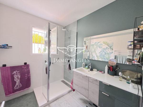 Bien rare, aux prestations complètes