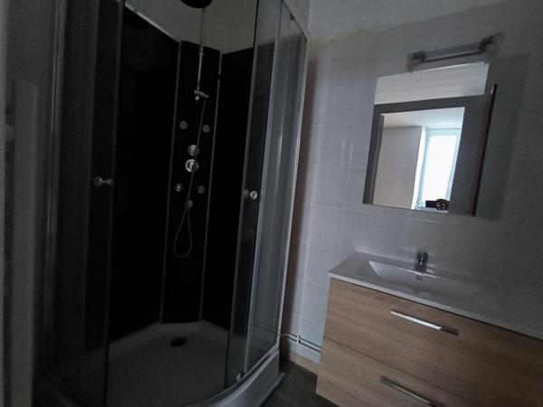 Studio à louer CIVRAY