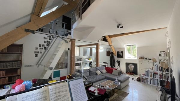 Location Appartement82 m² - 2 Pièces - BOISSY ST LEGER (94470)