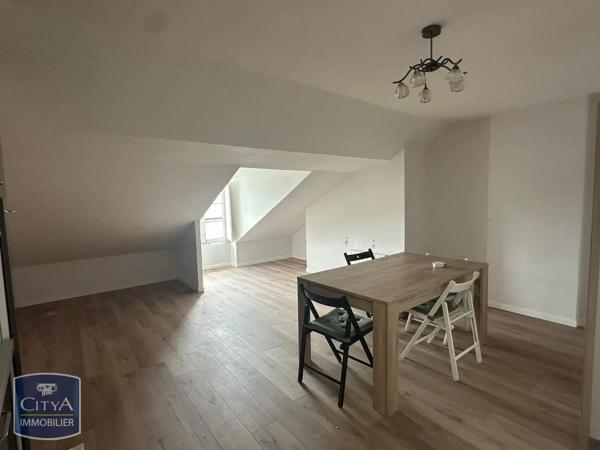 Appartement à louer 3 pièces 52.68m² Blois (41000)