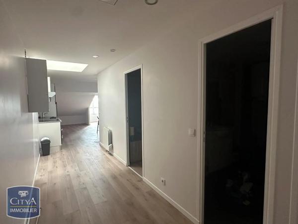 Appartement à louer 3 pièces 52.68m² Blois (41000)