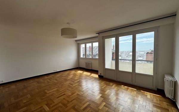 Appartement à louer    3 pièces • 81,96 m2 Limoges