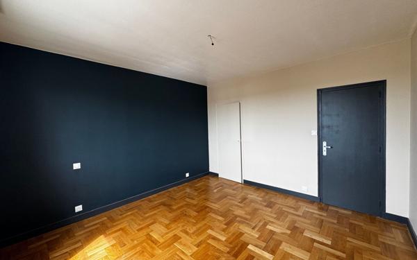 Appartement à louer    3 pièces • 81,96 m2 Limoges
