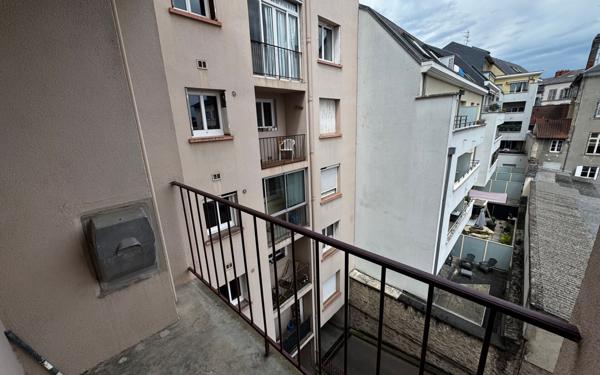 Appartement à louer    3 pièces • 81,96 m2 Limoges