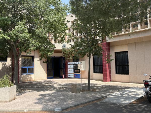 Marseille (13009) LOCAL RDC - 195m2 - A Louer - Marseille 9ème