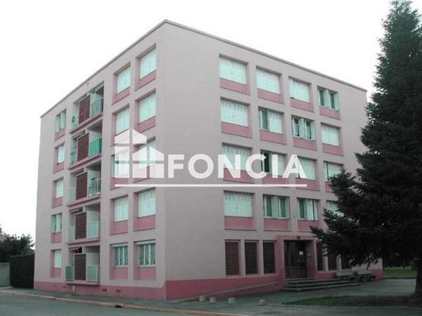 Location Appartement 5 pièces 84.1 m² - RUE VICTOR HUGO Pierrelatte 26700