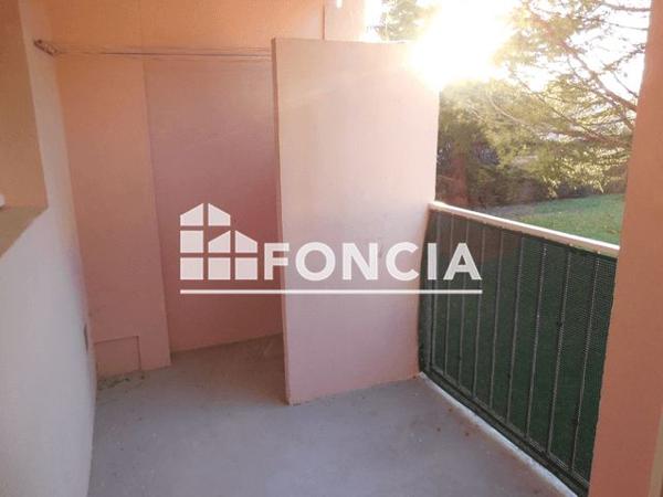 Location Appartement 5 pièces 84.1 m² - RUE VICTOR HUGO Pierrelatte 26700