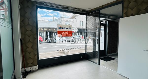 Location Local commercial 2 pièces 25.92 m² - Savigny-sur-orge 91600