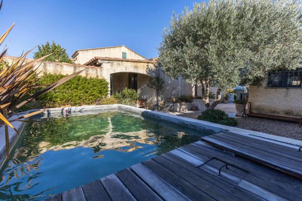 Monteux (84170) A VENDRE EN EXCLUSIVITE MAISON AVEC JARDIN ET STUDIO MONTEUX