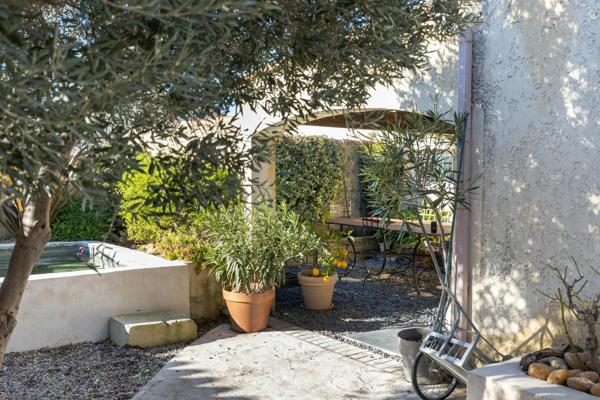 Monteux (84170) A VENDRE EN EXCLUSIVITE MAISON AVEC JARDIN ET STUDIO MONTEUX