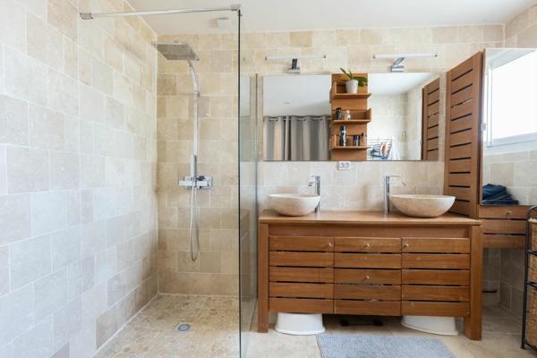 Monteux (84170) A VENDRE EN EXCLUSIVITE MAISON AVEC JARDIN ET STUDIO MONTEUX