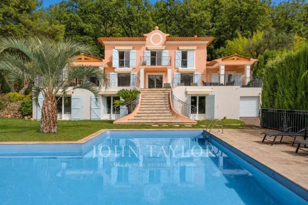 Villa de luxe avec vue panoramique et court de padel – Grasse, proche Valbonne