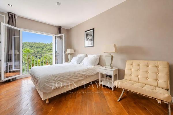 Villa de luxe avec vue panoramique et court de padel – Grasse, proche Valbonne