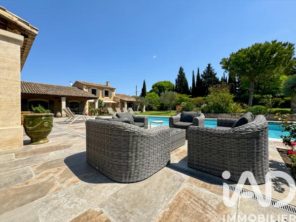 Maison à vendre 6 pièces 280 m² Saint-Rémy-de-Provence