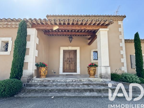 Maison à vendre 6 pièces 280 m² Saint-Rémy-de-Provence