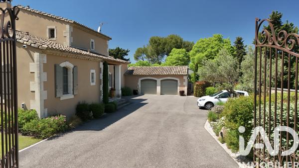 Maison à vendre 6 pièces 280 m² Saint-Rémy-de-Provence