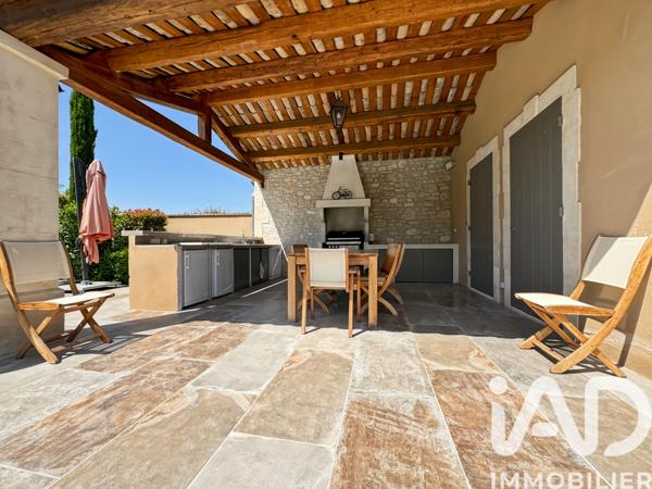 Maison à vendre 6 pièces 280 m² Saint-Rémy-de-Provence