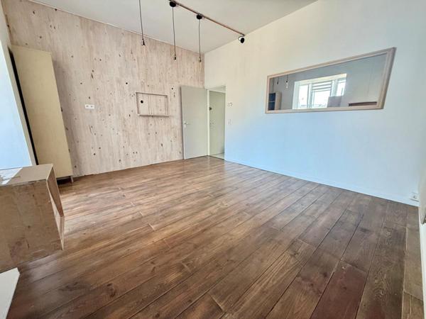 A VENDRE : T2 à LILLE • MOULIN • 109 000 € FAI • Réf. 1342