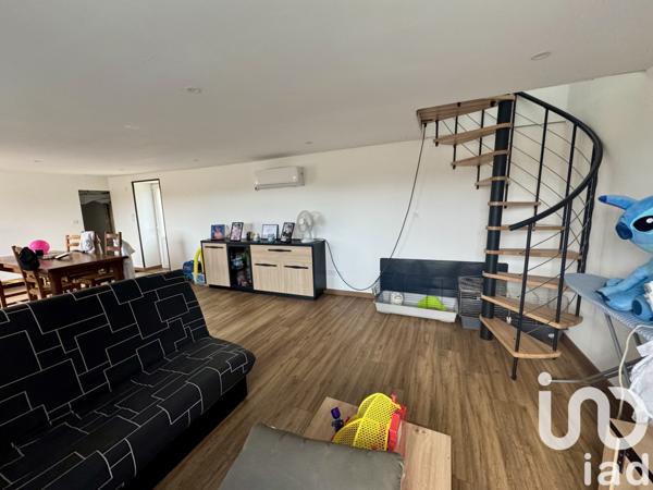 House for sale 4 rooms 106 m² Reignac