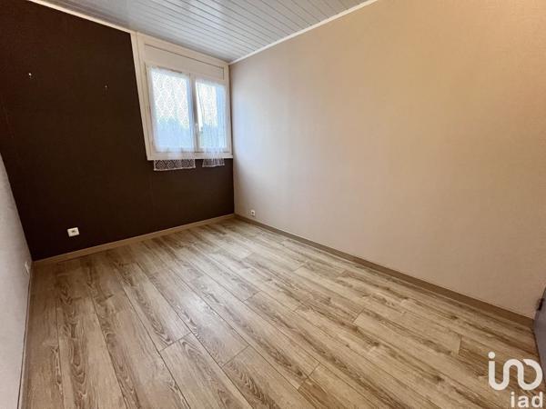 Appartement 4 pièces de 78 m² à Montigny-le-Bretonneux (78180)