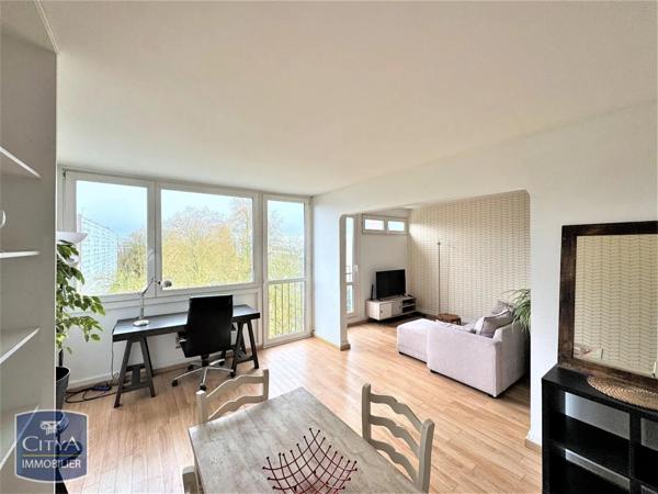 Appartement à louer 2 pièces 59.93m²