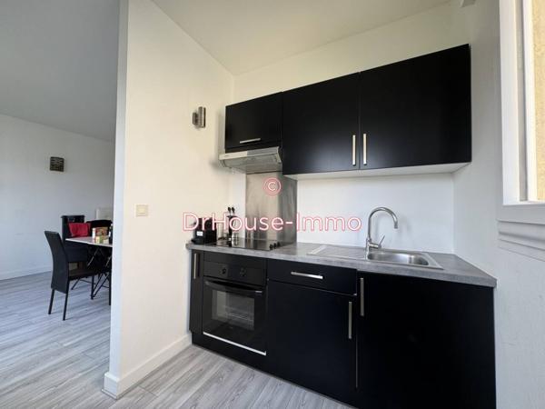 Bureau à vendre 6 pièces de 192 m²