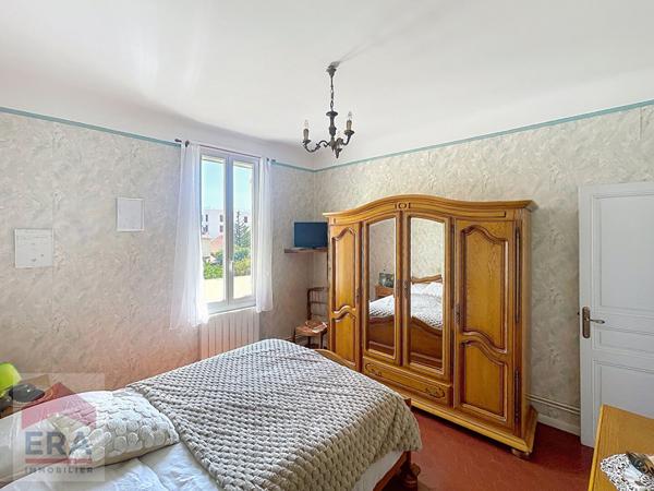 A VENDRE MARSEILLE 13014 ST MARTHE VILLAGE  MAISON T4 JARDIN IMMEUBLE