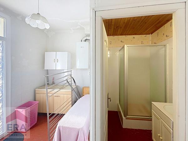 A VENDRE MARSEILLE 13014 ST MARTHE VILLAGE  MAISON T4 JARDIN IMMEUBLE