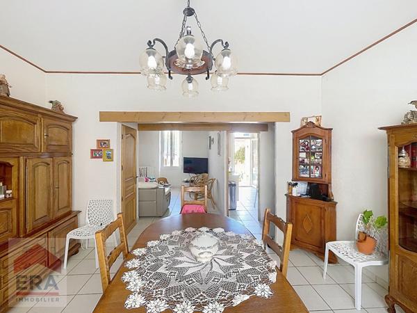 A VENDRE MARSEILLE 13014 ST MARTHE VILLAGE  MAISON T4 JARDIN IMMEUBLE