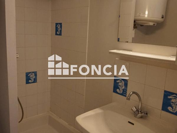 Location Studio 19.22 m² - 38 BOULEVARD DES BELGES La Roche Sur Yon 85000