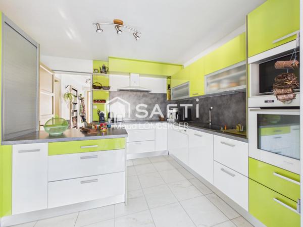 ARC-LÈS-GRAY, Maison familiale avec piscine, DPE B