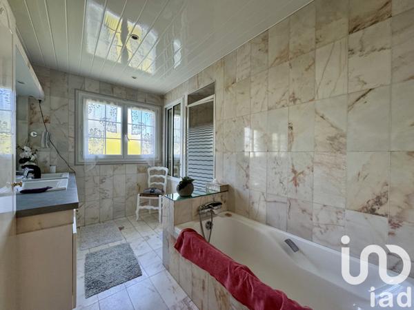 Maison à vendre 8 pièces 300 m² Montfermeil